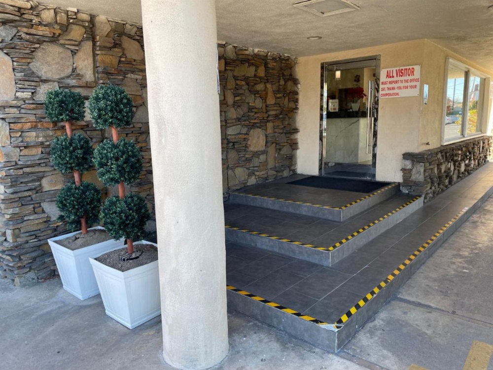 Grand Inn Image 6